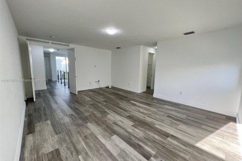 Villa ou maison à vendre à Doral, Floride: 5 chambres, 342.81 m2 № 2059933 - photo 29