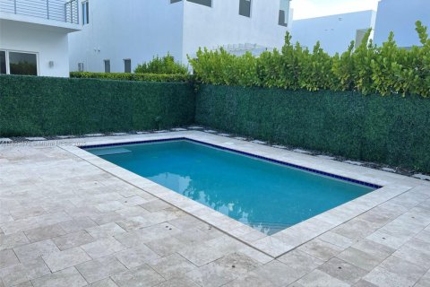 Villa ou maison à vendre à Doral, Floride: 5 chambres, 342.81 m2 № 2059933 - photo 10