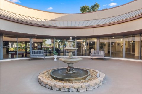 Condo in Sunrise, Florida, 1 bedroom  № 1847691 - photo 19