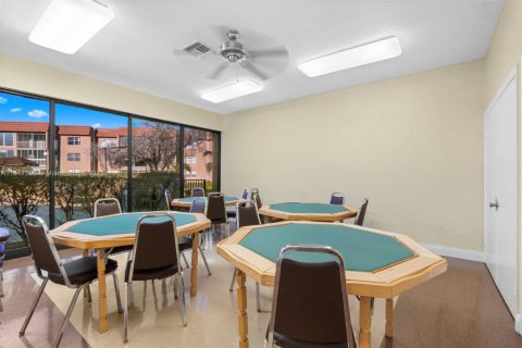Condo in Sunrise, Florida, 1 bedroom  № 1847691 - photo 21