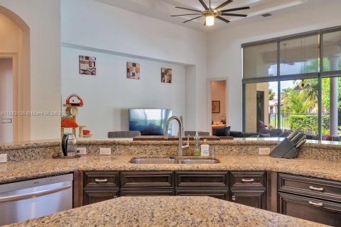 Villa ou maison à louer à Boca Raton, Floride: 5 chambres, 413.23 m2 № 1977475 - photo 16