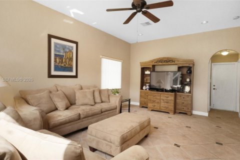 Villa ou maison à vendre à Doral, Floride: 4 chambres, 227.8 m2 № 2033587 - photo 24