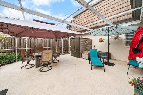 Townhouse in Palm Beach Gardens, Florida 3 bedrooms, 161.65 sq.m. № 2007355 - photo 25