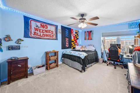 Townhouse in Palm Beach Gardens, Florida 3 bedrooms, 161.65 sq.m. № 2007355 - photo 15