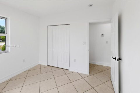 House in Miami, Florida 3 bedrooms, 110 sq.m. № 2246672 - photo 16