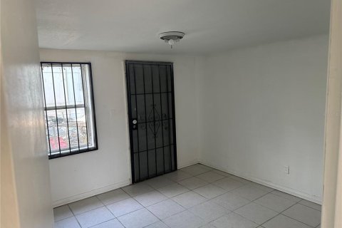 Immobilier commercial à vendre à Winter Haven, Floride: 8 chambres, 265.89 m2 № 1919743 - photo 19
