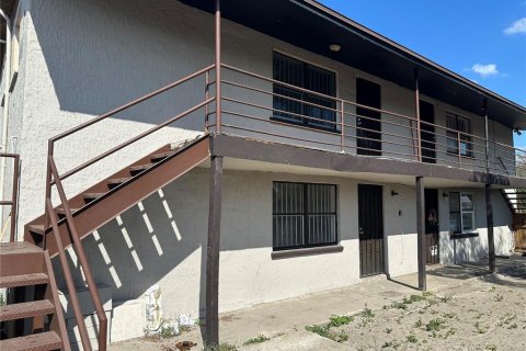 Immobilier commercial à vendre à Winter Haven, Floride: 8 chambres, 265.89 m2 № 1919743 - photo 3