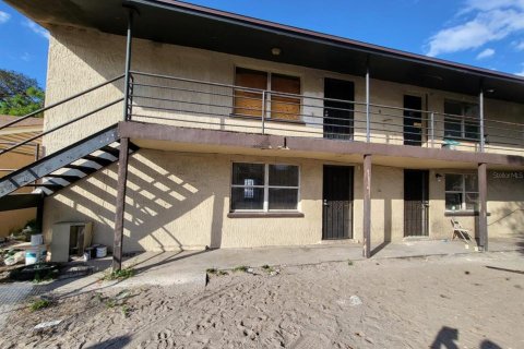 Immobilier commercial à vendre à Winter Haven, Floride: 8 chambres, 265.89 m2 № 1919743 - photo 30