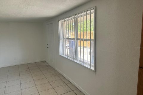 Immobilier commercial à vendre à Winter Haven, Floride: 8 chambres, 265.89 m2 № 1919743 - photo 15