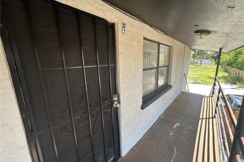 Immobilier commercial à vendre à Winter Haven, Floride: 8 chambres, 265.89 m2 № 1919743 - photo 7