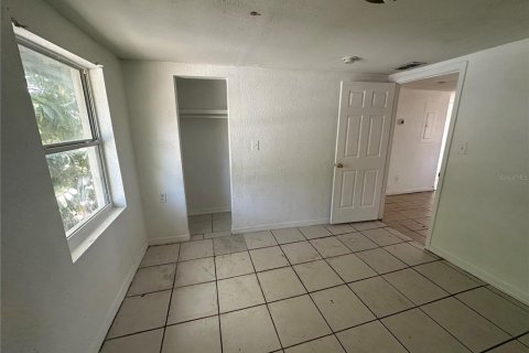 Immobilier commercial à vendre à Winter Haven, Floride: 8 chambres, 265.89 m2 № 1919743 - photo 12