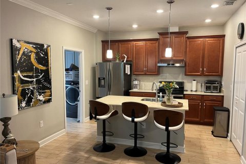 Townhouse in Winter Garden, Florida 3 bedrooms, 159.51 sq.m. № 2379493 - photo 4