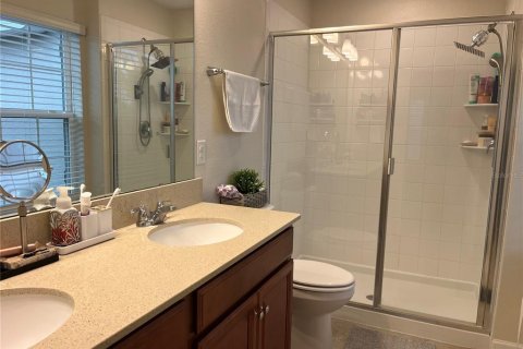 Townhouse in Winter Garden, Florida 3 bedrooms, 159.51 sq.m. № 2379493 - photo 16