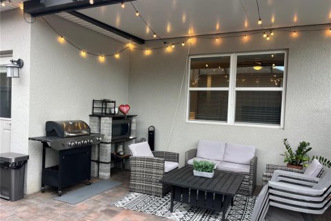 Townhouse in Winter Garden, Florida 3 bedrooms, 159.51 sq.m. № 2379493 - photo 21