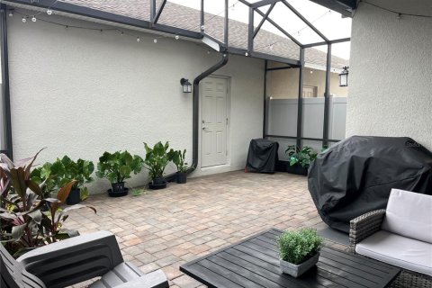 Townhouse in Winter Garden, Florida 3 bedrooms, 159.51 sq.m. № 2379493 - photo 24