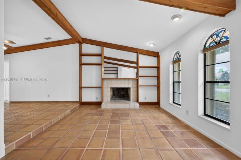 House in Plantation, Florida 4 bedrooms, 204.11 sq.m. № 2002117 - photo 30