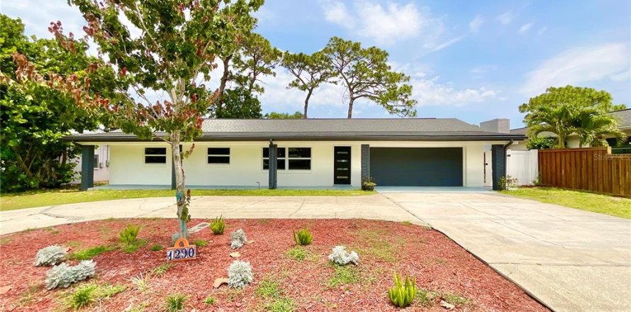 Casa en Dunedin, Florida 4 dormitorios, 173.63 m2 № 1745497