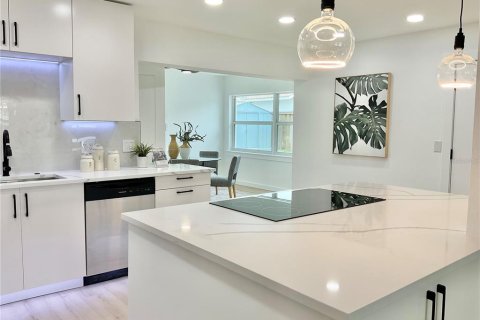Casa en venta en Dunedin, Florida, 4 dormitorios, 173.63 m2 № 1745497 - foto 14