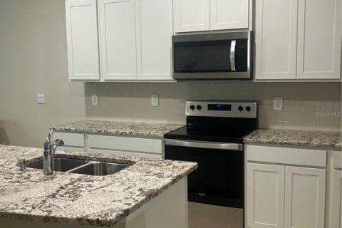 Touwnhouse à louer à Sarasota, Floride: 3 chambres, 159.51 m2 № 2415297 - photo 8