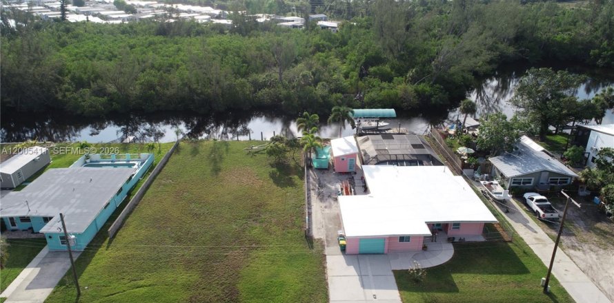 Villa ou maison à Punta Gorda, Floride 3 chambres № 2170624