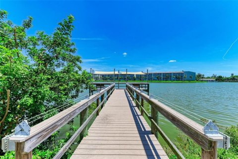 Condominio en venta en Bradenton, Florida, 2 dormitorios, 106.28 m2 № 1894297 - foto 3