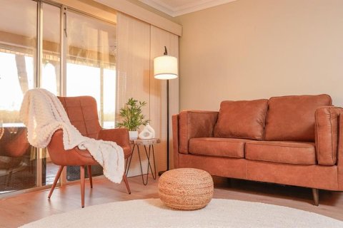 House in Saint Pete Beach, Florida 2 bedrooms, 135.36 sq.m. № 2141886 - photo 7