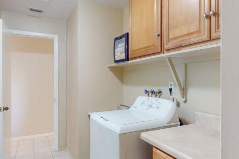 House in Saint Pete Beach, Florida 2 bedrooms, 135.36 sq.m. № 2141886 - photo 28
