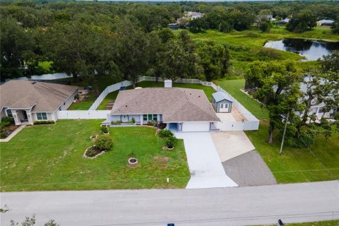 Villa ou maison à Spring Hill, Floride 3 chambres, 185.15 m2 № 2324658
