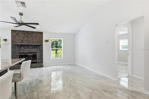 Villa ou maison à vendre à Spring Hill, Floride: 3 chambres, 185.15 m2 № 2324658 - photo 10