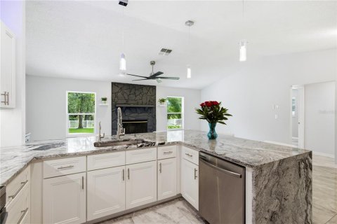 Villa ou maison à vendre à Spring Hill, Floride: 3 chambres, 185.15 m2 № 2324658 - photo 17