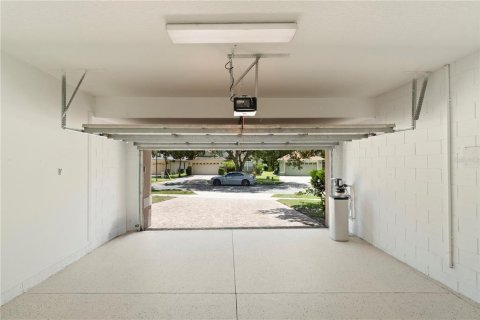 Villa ou maison à vendre à Orlando, Floride: 4 chambres, 281.87 m2 № 1792194 - photo 9