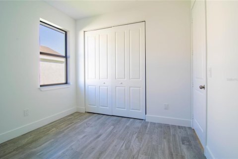 House in Port Charlotte, Florida 4 bedrooms, 167.22 sq.m. № 1513453 - photo 19