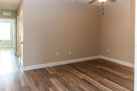 Adosado en venta en Saint Petersburg, Florida, 3 dormitorios, 185.34 m2 № 2094214 - foto 20