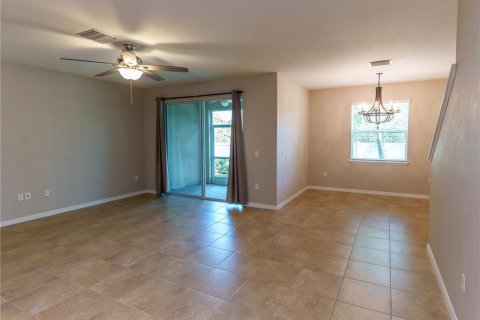 Adosado en venta en Saint Petersburg, Florida, 3 dormitorios, 185.34 m2 № 2094214 - foto 11