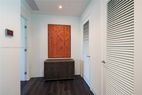 Villa ou maison à louer à Fort Lauderdale, Floride: 4 chambres, 432.37 m2 № 1985232 - photo 27