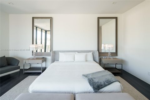 Villa ou maison à louer à Fort Lauderdale, Floride: 4 chambres, 432.37 m2 № 1985232 - photo 30