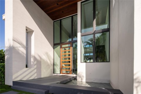 Villa ou maison à louer à Fort Lauderdale, Floride: 4 chambres, 432.37 m2 № 1985232 - photo 4