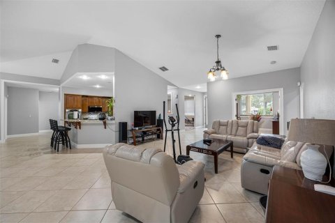 House in Tarpon Springs, Florida 4 bedrooms, 262.36 sq.m. № 1677201 - photo 20
