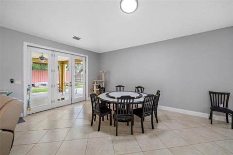 House in Tarpon Springs, Florida 4 bedrooms, 262.36 sq.m. № 1677201 - photo 23