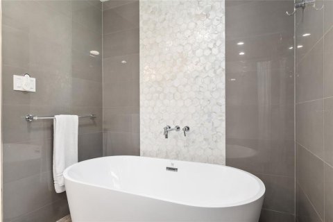 Casa en venta en Gainesville, Florida, 4 dormitorios, 201.97 m2 № 1916266 - foto 27