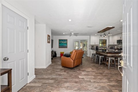 Casa en venta en Gainesville, Florida, 4 dormitorios, 201.97 m2 № 1916266 - foto 9