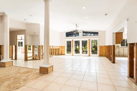 Купить виллу или дом в Сарасота, Флорида 9 комнат, 222.97м2, № 1733166 - фото 5