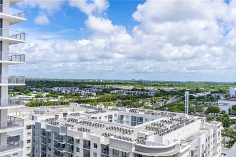 Condo in Miami, Florida, 2 bedrooms  № 2253165 - photo 23