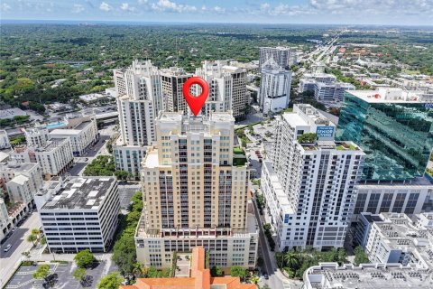 Condo in Miami, Florida, 2 bedrooms  № 2253165 - photo 20