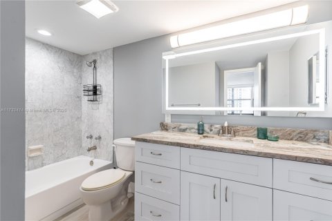 Condominio en venta en Hollywood, Florida, 2 dormitorios, 101.26 m2 № 1979353 - foto 19