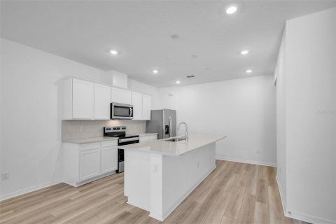 Townhouse in Orlando, Florida 3 bedrooms, 156.35 sq.m. № 2149959 - photo 5
