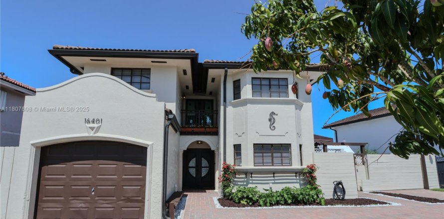 Villa ou maison à Miami, Floride 3 chambres, 153.66 m2 № 1973527