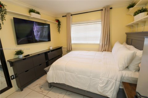 Villa ou maison à vendre à Miami, Floride: 3 chambres, 153.66 m2 № 1973527 - photo 18