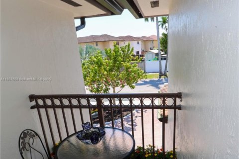 Villa ou maison à vendre à Miami, Floride: 3 chambres, 153.66 m2 № 1973527 - photo 27