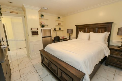 Villa ou maison à vendre à Miami, Floride: 3 chambres, 153.66 m2 № 1973527 - photo 21